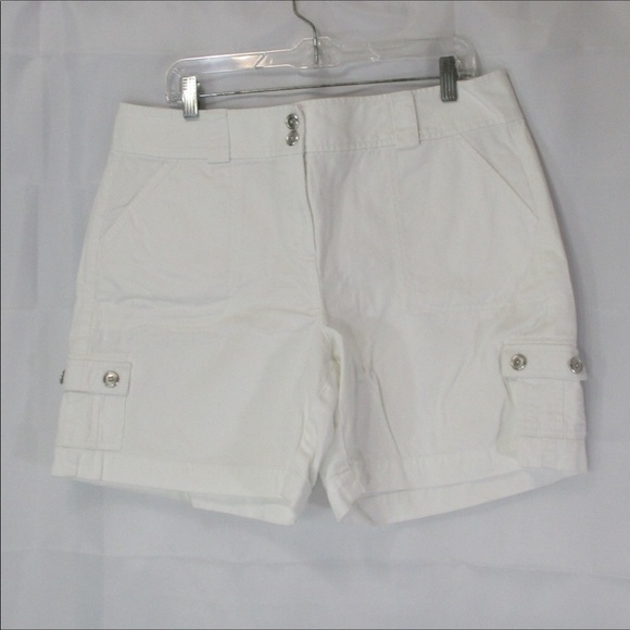 RAFAELLA WHITE SHORTS SIZE 16 NWOT - Picture 1 of 6